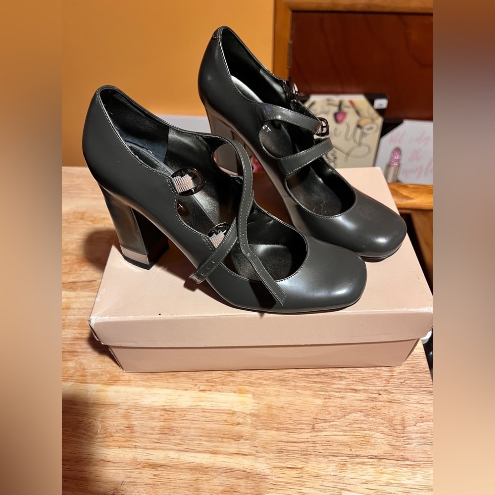 Nine West Dark Gray Heels